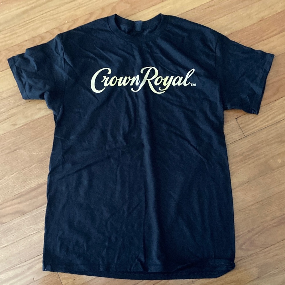 never worn Black Short Sleeve Tee size small - Picture 3 of 3